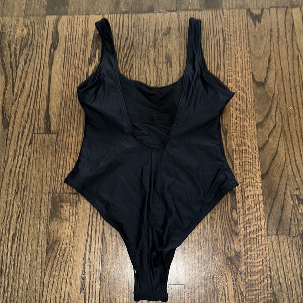 New MIAIULIA Swimsuit Retro 80s/90s High Cut Low Back Padding One Piece Size Med - Picture 3 of 8